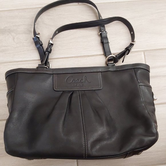 Coach GALLERY F13759 Black Leather Double Handle Satchel Handbag.  Size … - Picture 14 of 14